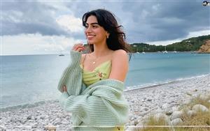 Khushi Kapoor